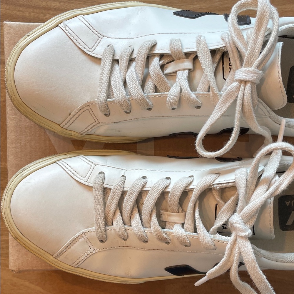 Veja Esplar leather sneakers - Picture 8 of 10